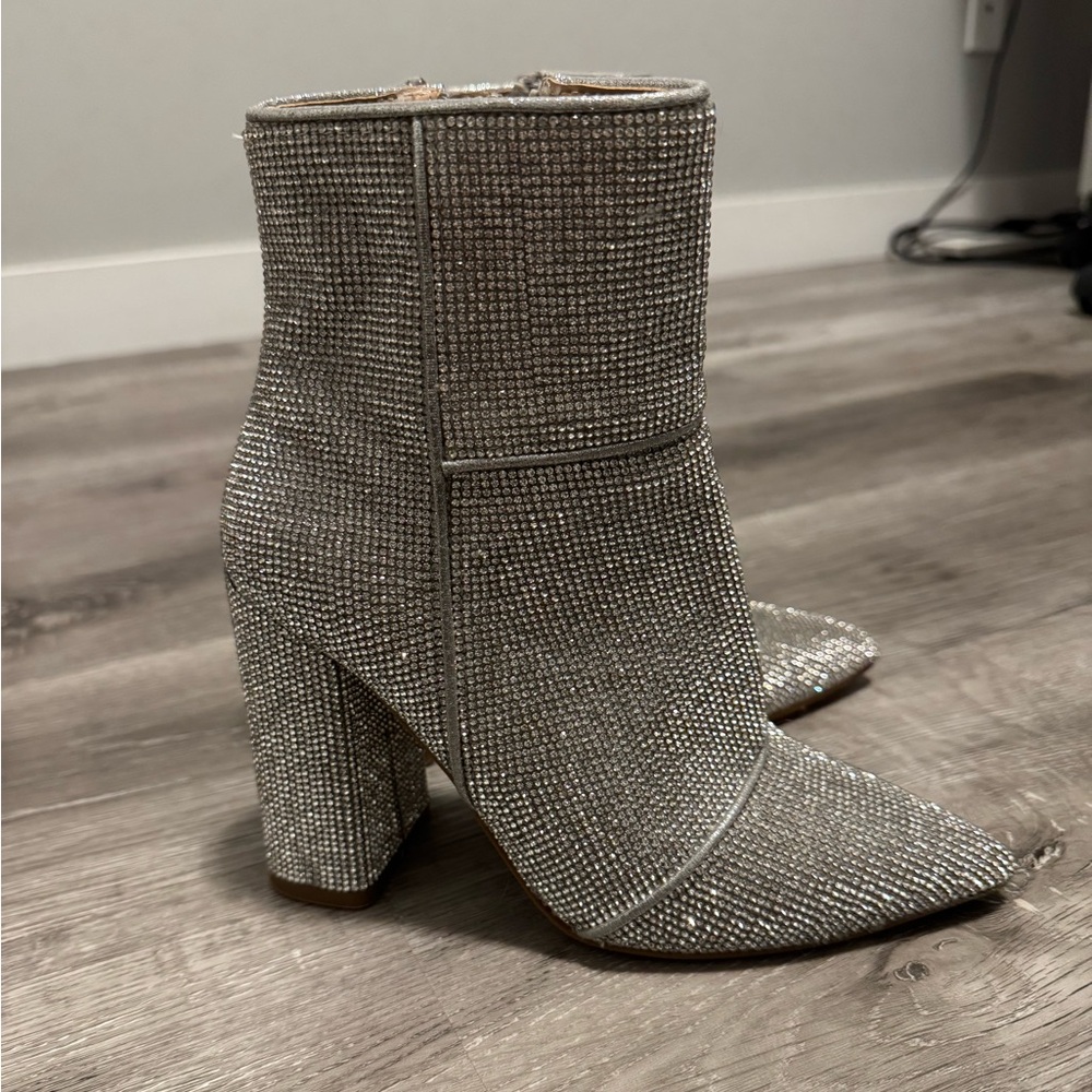 Steve Madden Noticed R Silver - Picture 2 of 6